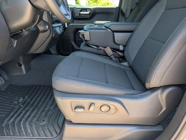 2026 Chevrolet Silverado 1500 2WD Crew Cab Short Bed Custom