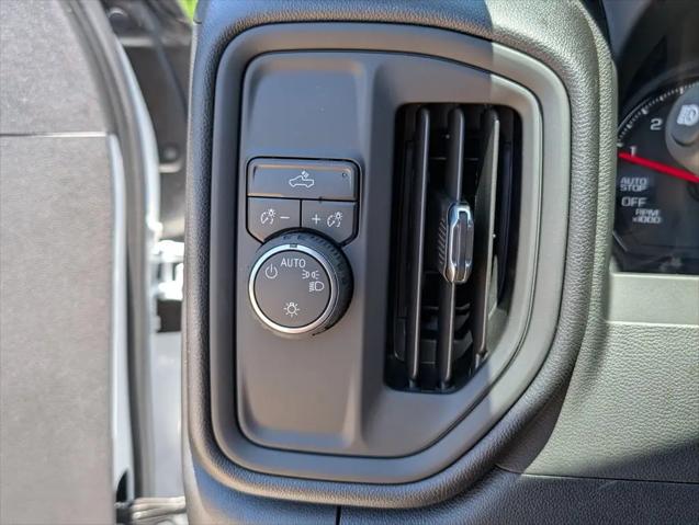 2026 Chevrolet Silverado 1500 2WD Crew Cab Short Bed Custom