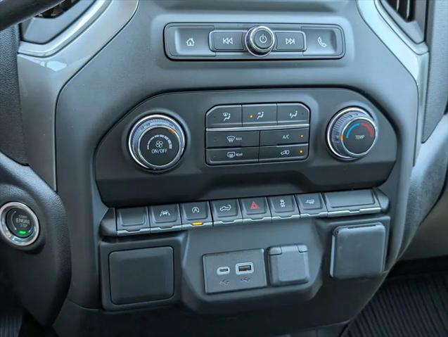 2026 Chevrolet Silverado 1500 2WD Crew Cab Short Bed Custom