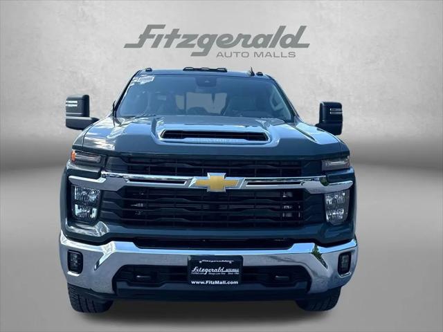 2026 Chevrolet Silverado 3500HD Crew Cab, Standard Bed, LT, 4WD