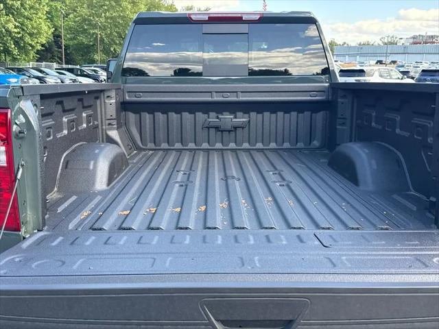 2026 Chevrolet Silverado 3500HD Crew Cab, Standard Bed, LT, 4WD