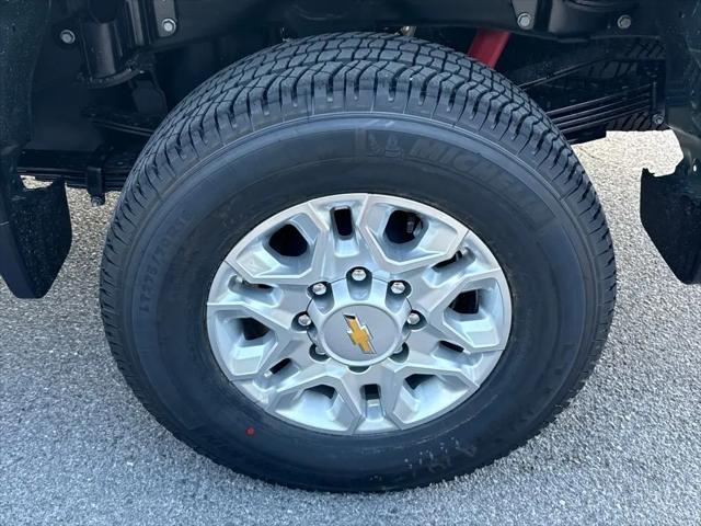 2026 Chevrolet Silverado 3500HD Crew Cab, Standard Bed, LT, 4WD