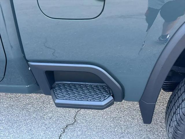 2026 Chevrolet Silverado 3500HD Crew Cab, Standard Bed, LT, 4WD