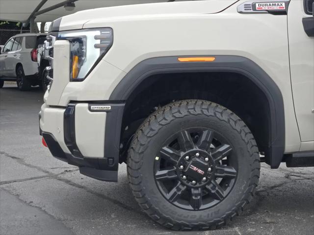 2026 GMC Sierra 2500HD Crew Cab, Standard Bed, AT4, 4WD