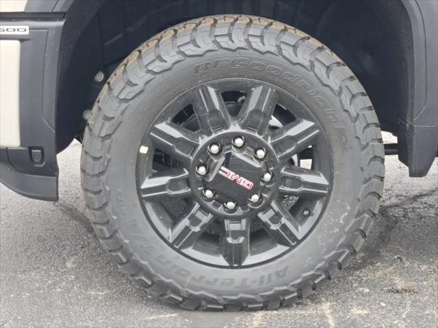 2026 GMC Sierra 2500HD Crew Cab, Standard Bed, AT4, 4WD