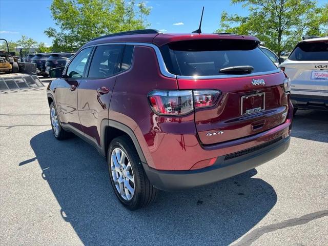 2022 Jeep Compass Latitude Lux 4x4