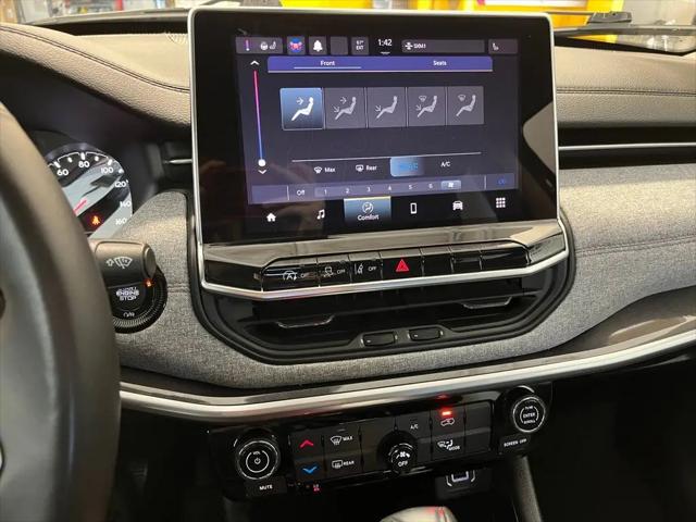 2022 Jeep Compass Latitude Lux 4x4