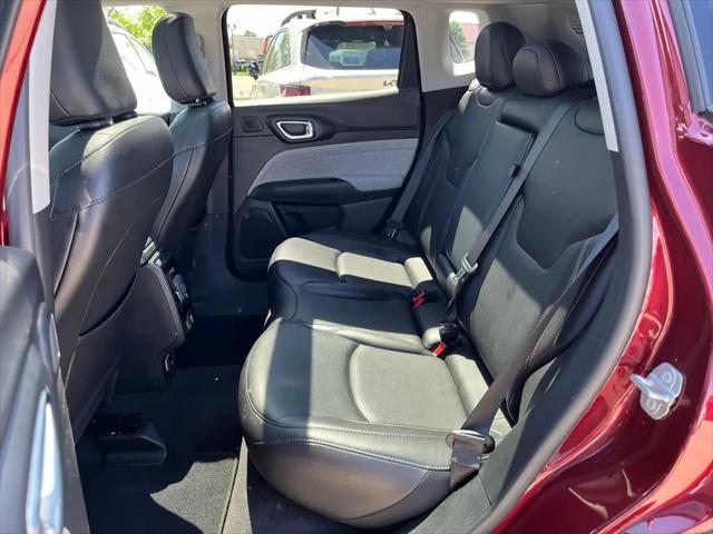 2022 Jeep Compass Latitude Lux 4x4