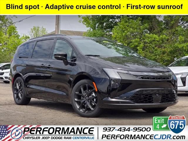 2027 Chrysler Pacifica Limited for sale in Centerville, OH
