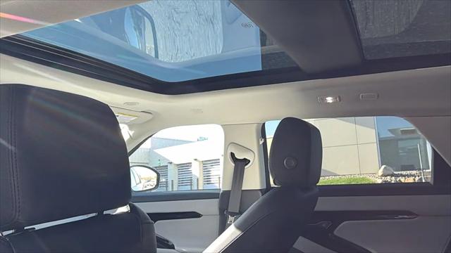 2024 Land Rover Range Rover Evoque Dynamic SE
