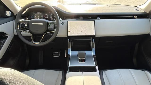 2024 Land Rover Range Rover Evoque Dynamic SE