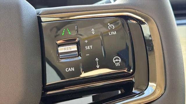 2024 Land Rover Range Rover Evoque Dynamic SE