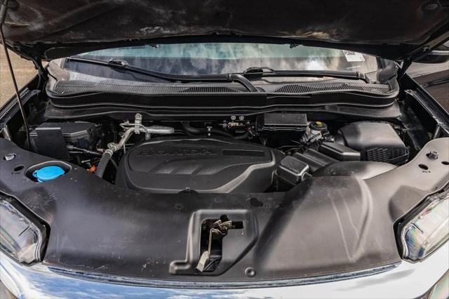 2021 Honda Pilot AWD Touring 8 Passenger