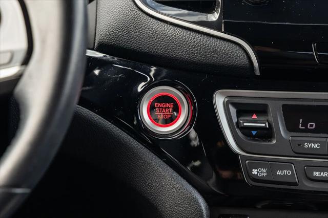 2021 Honda Pilot AWD Touring 8 Passenger