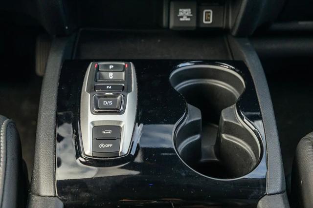 2021 Honda Pilot AWD Touring 8 Passenger