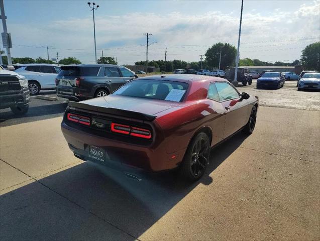 2023 Dodge Challenger SXT