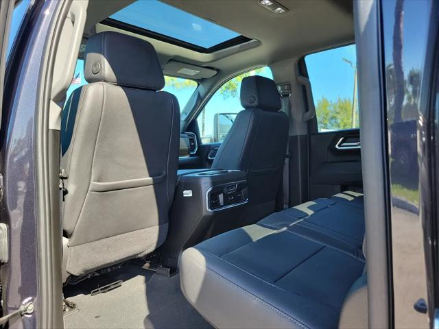 2025 GMC Sierra 2500HD 4WD Crew Cab Standard Bed SLT