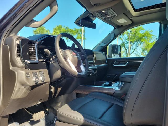 2025 GMC Sierra 2500HD 4WD Crew Cab Standard Bed SLT
