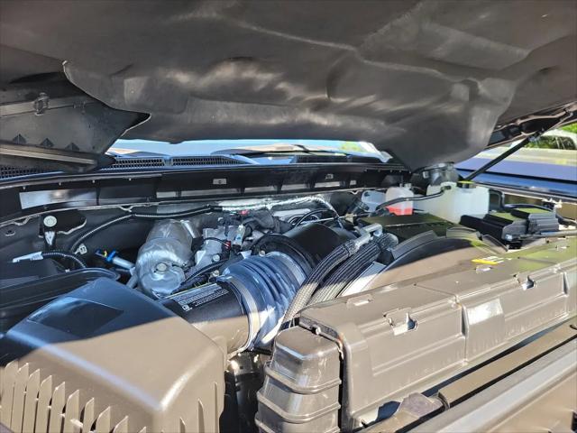 2025 GMC Sierra 2500HD 4WD Crew Cab Standard Bed SLT