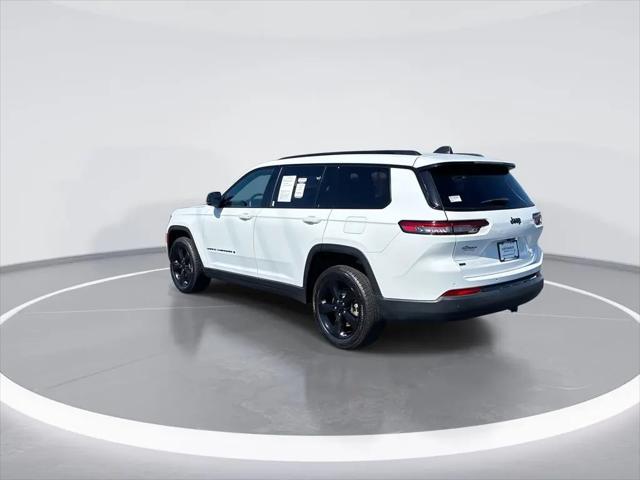 2023 Jeep Grand Cherokee L Altitude 4x2