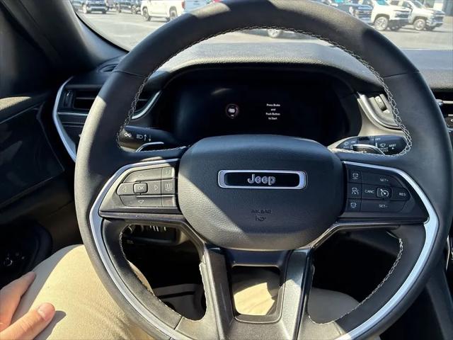 2023 Jeep Grand Cherokee L Altitude 4x2