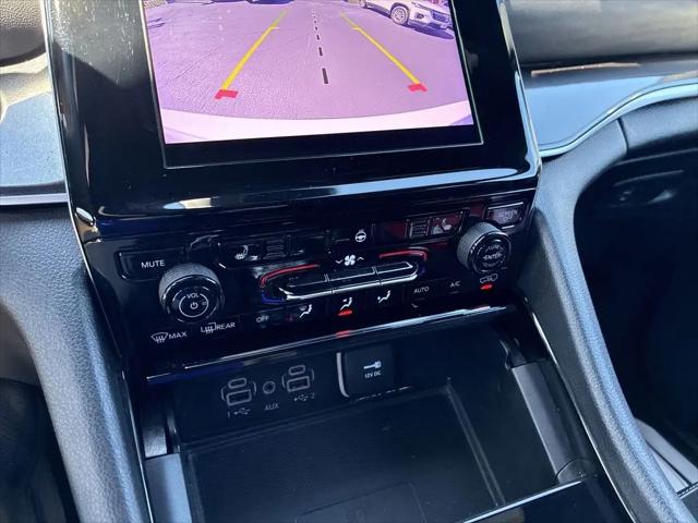 2023 Jeep Grand Cherokee L Altitude 4x2