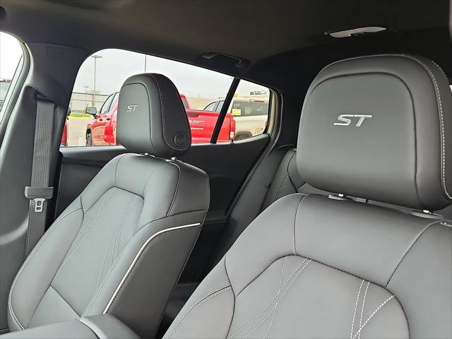 2026 Buick NV Sport Touring FWD