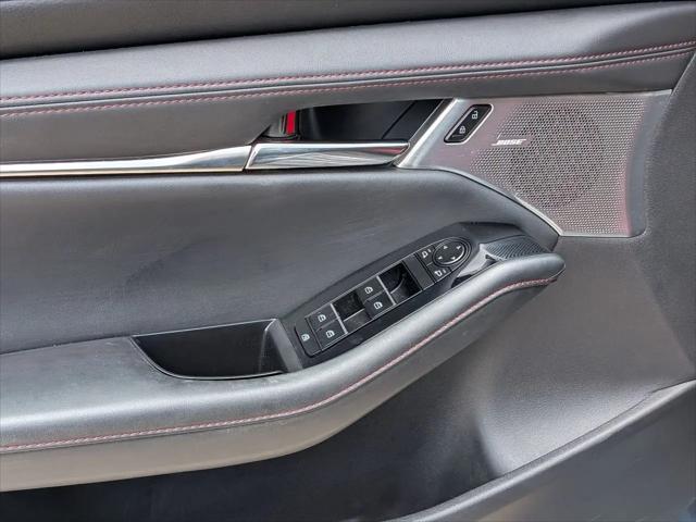 2023 Mazda Mazda3 2.5 S Carbon Edition