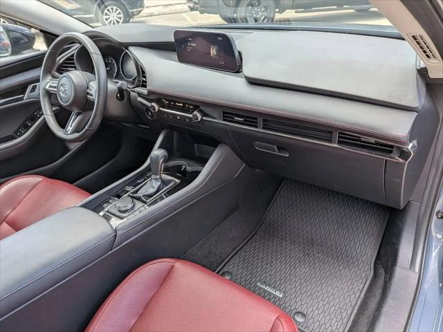2023 Mazda Mazda3 2.5 S Carbon Edition