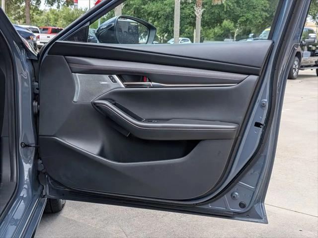 2023 Mazda Mazda3 2.5 S Carbon Edition