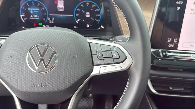 2026 Volkswagen Atlas SE with Technology