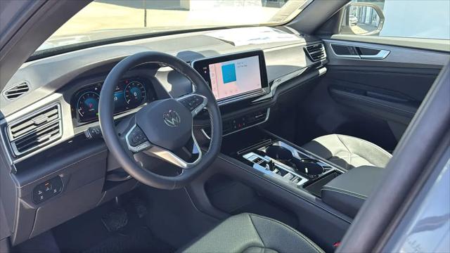 2026 Volkswagen Atlas Cross Sport SE with Technology