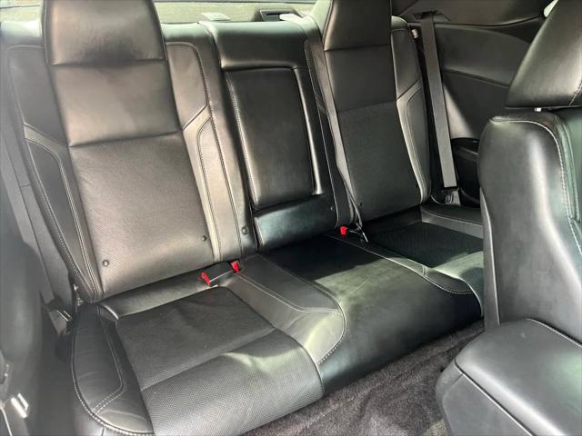 2018 Dodge Challenger SXT Plus