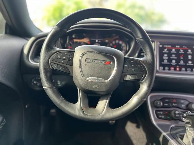 2018 Dodge Challenger SXT Plus
