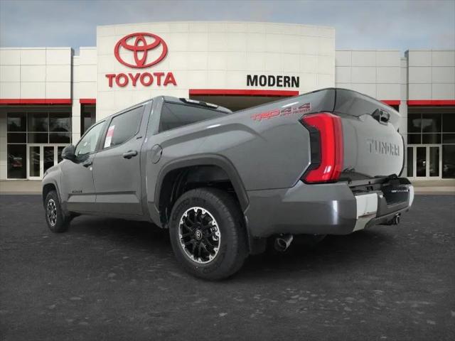 2026 Toyota Tundra SR5 CrewMax 5.5' Bed