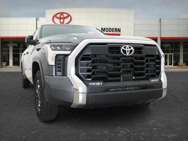 2026 Toyota Tundra SR5 CrewMax 5.5' Bed