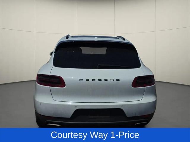 2018 Porsche Macan Macan
