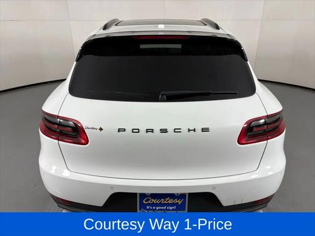 2018 Porsche Macan Macan