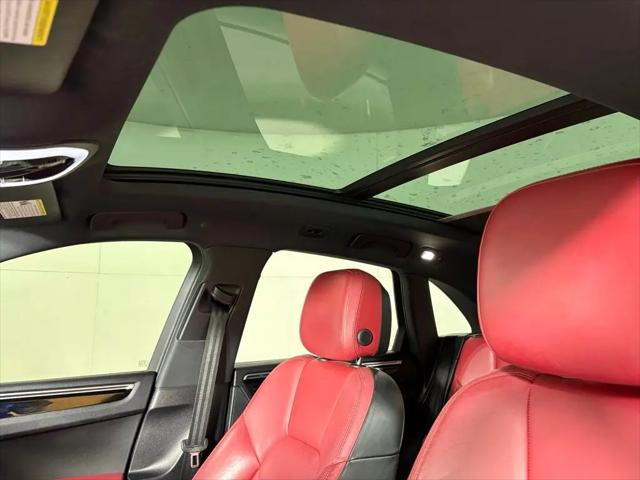 2018 Porsche Macan Macan