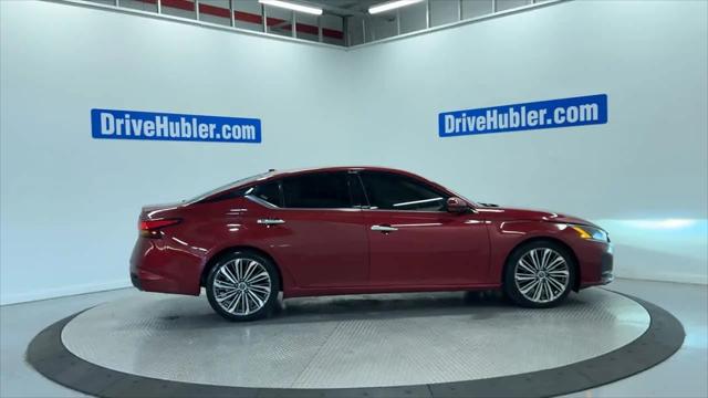 2023 Nissan Altima SL FWD