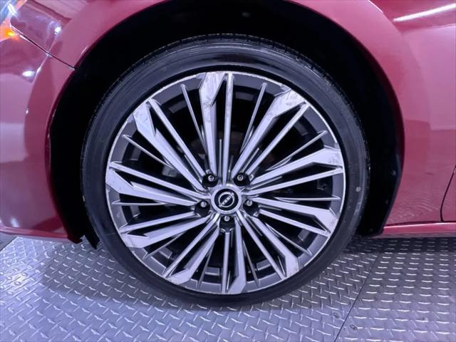 2023 Nissan Altima SL FWD