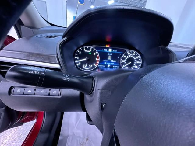 2023 Nissan Altima SL FWD