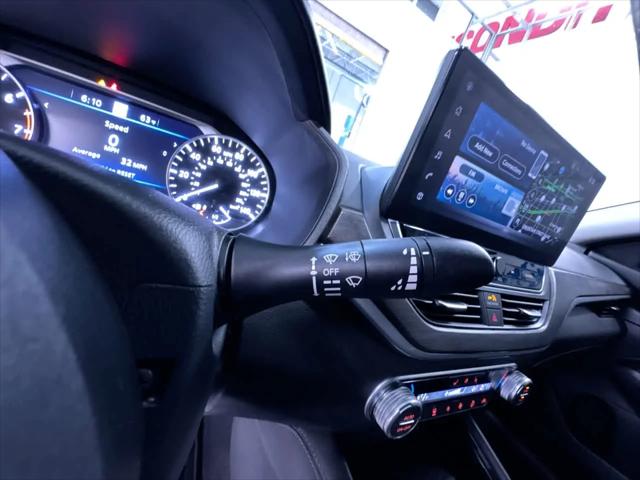 2023 Nissan Altima SL FWD