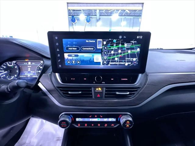 2023 Nissan Altima SL FWD