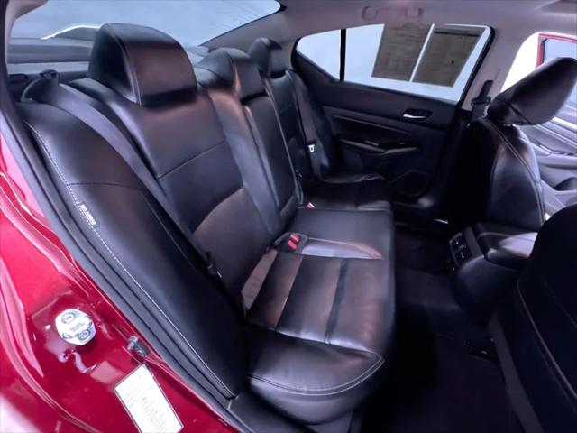 2023 Nissan Altima SL FWD