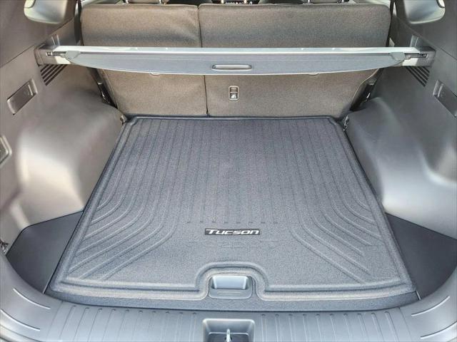 2026 Hyundai Tucson Hybrid SEL