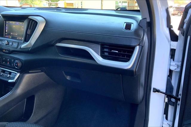 2024 GMC Terrain AWD SLE