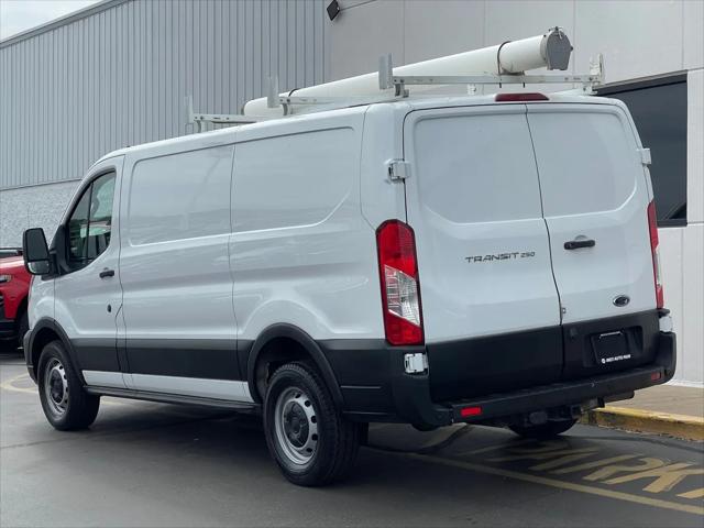 2020 Ford Transit Cargo Van T-250
