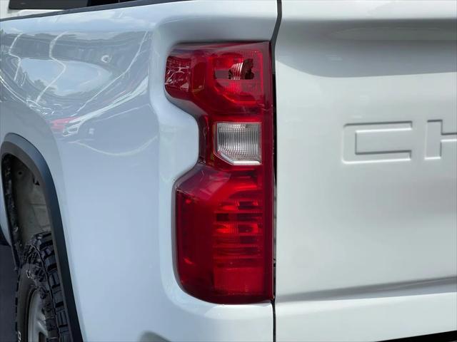 2020 Chevrolet Silverado 3500HD 4WD Crew Cab Long Bed WT