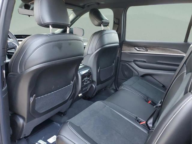 2026 Jeep Grand Cherokee L Altitude 4x4
